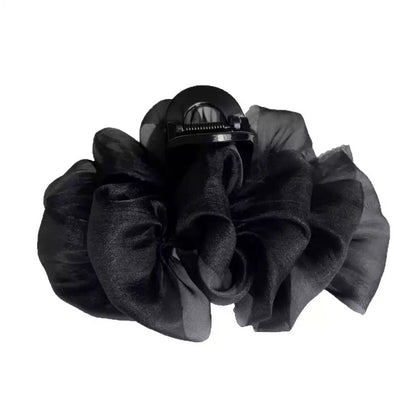 Temperament: Korean gypsophila hairpin women's high-end new feather grip clip, high-end back of the head, updo shark clip