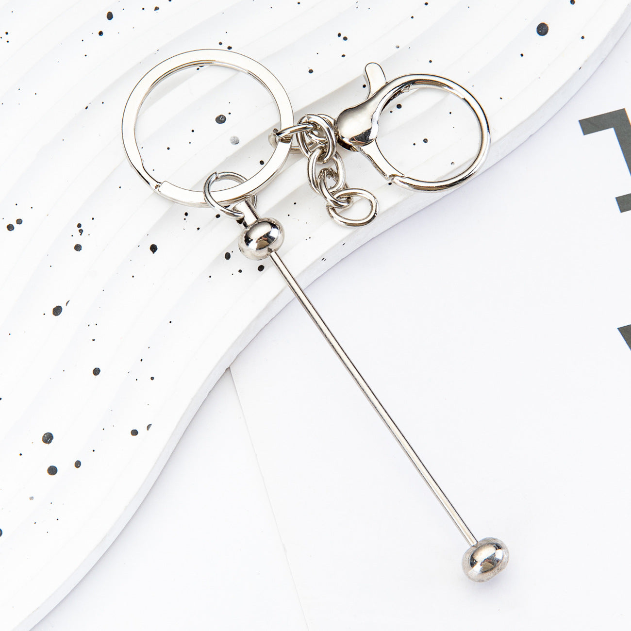 DIY Beaded Keychain - Wholesale Small Gift Pendant Metal Gradient Colored Keychain
