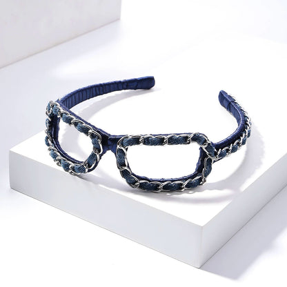 Design light luxury, high-end foreign fashion glasses, headbands, headbands, women's 2026 new high skull top headbands, hairpins