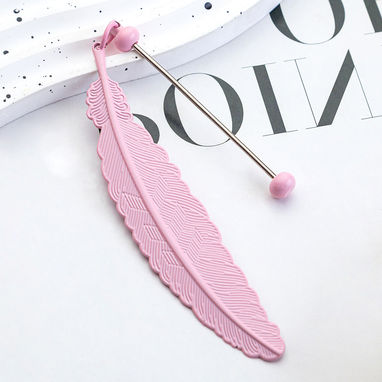 DIY Beaded Feather Bookmark - Primary School Graduation Anniversary Souvenir Metal Bookmark Children's Cute Bookcase Pendant