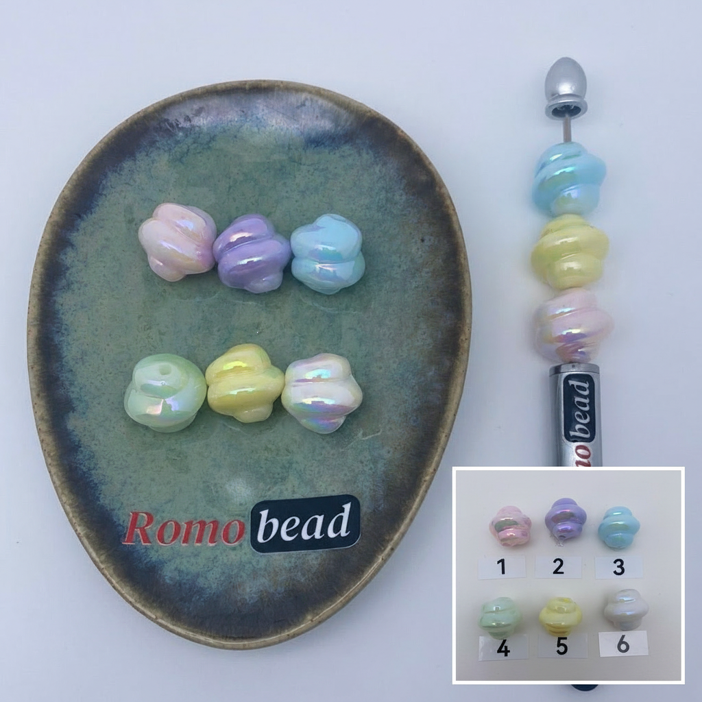 Composite image for cream spiral beads