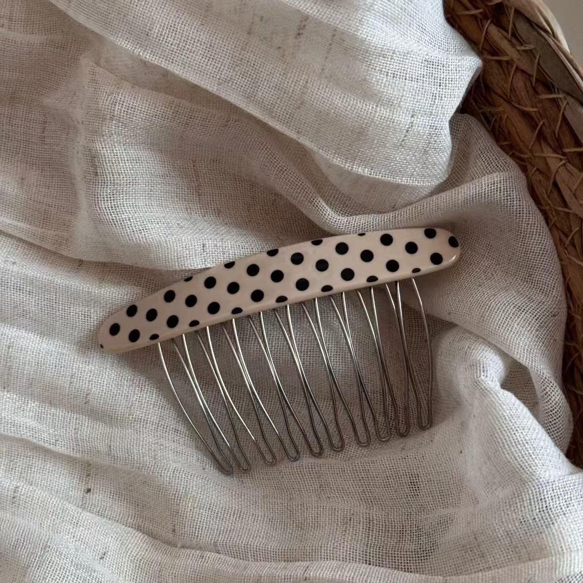 Korean polka dot oval bangs inserted comb broken hair finishing artifact hair inserted into the back of the woman's head upside down comb hairpin